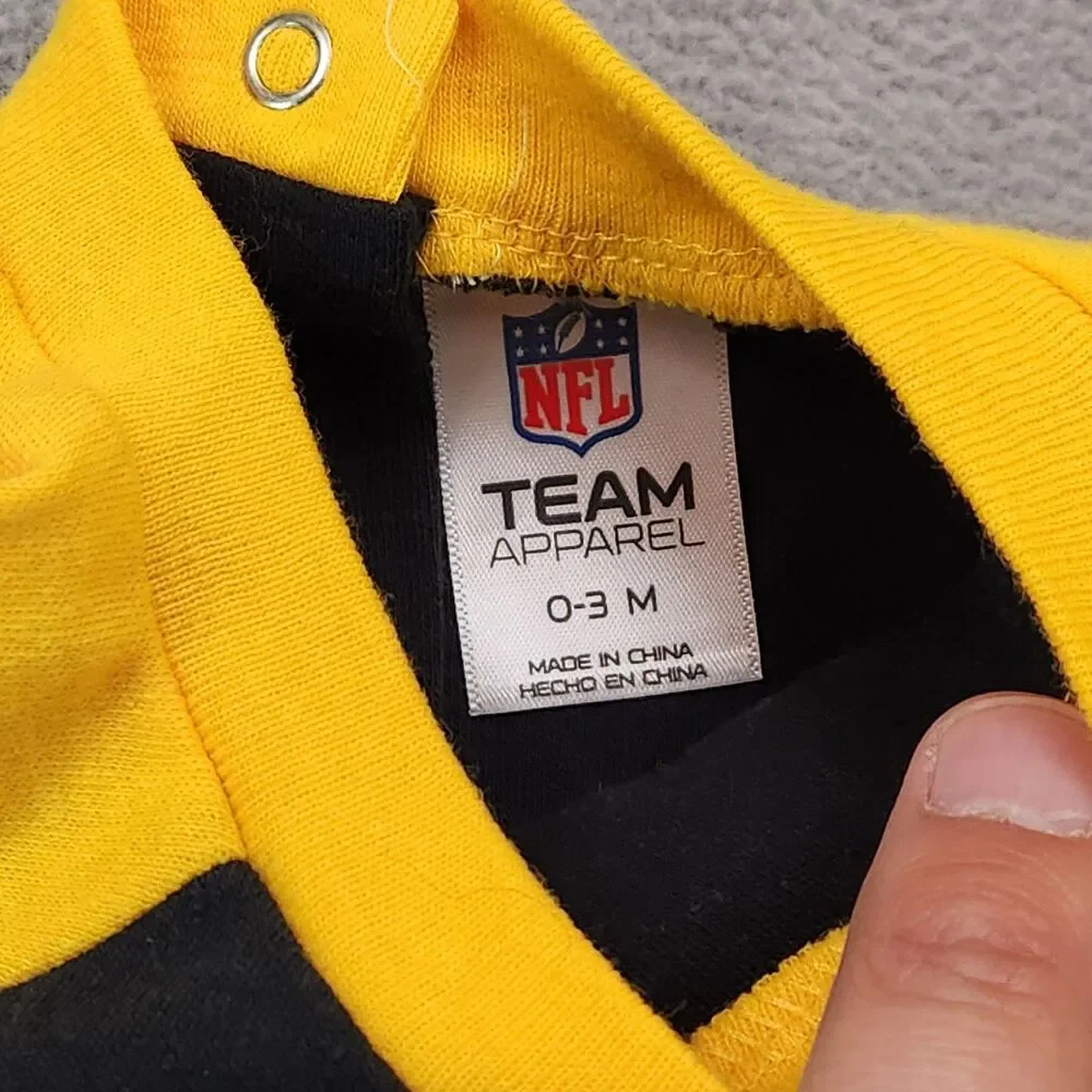 NWT NFL Pittsburgh Steelers Baby IT'S TIME TO‎ PLAY Sleeper Size 0-3 M Gerber